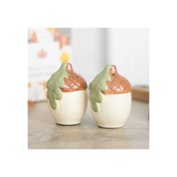 Acorn Salt and Pepper Shakers Acorn Salt and Pepper Shakers